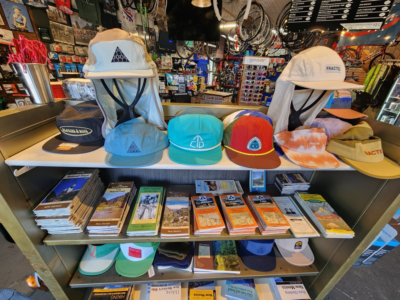 Maps & Guidebooks